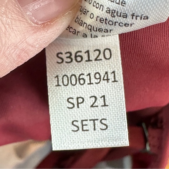 Venus Size 10 Merlot NWOT One Piece  Swimsuit Removable Straps Sexy Beach Cruise - Picture 4 of 10